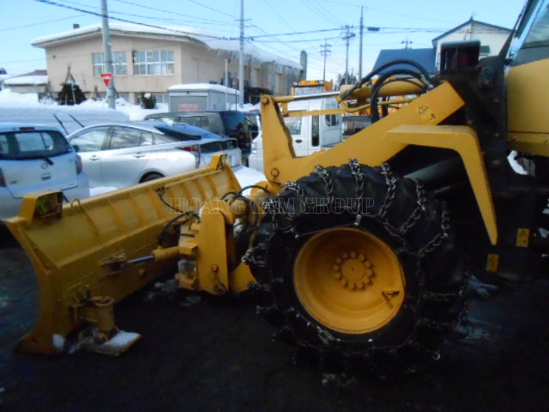 XE XÚC LẬT BÁNH LỐP KOMATSU WA100-5 - ĐỜI 2010 - NHẬP KHẨU NHẬT BẢN