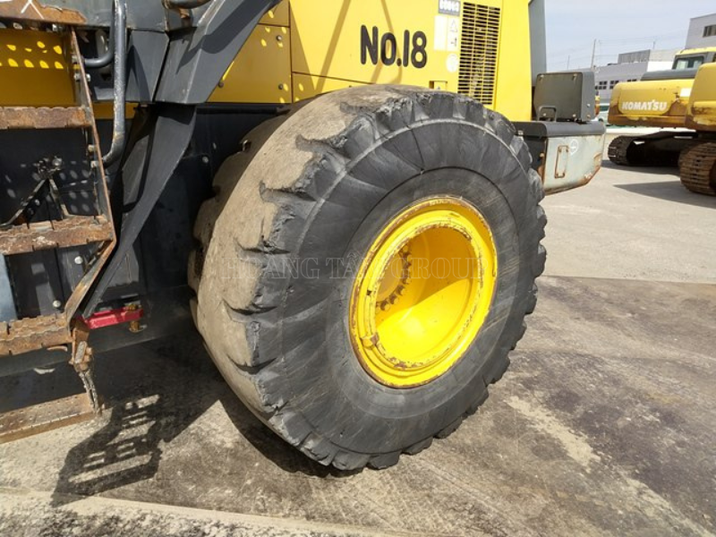 Máy Xúc Lật KOMATSU WA380-6 (2010) - Nhập Khẩu Nhật Bản