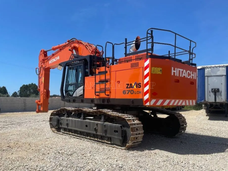 Máy Xúc Đào Bánh Xích Hitachi ZX670 LCH-5B - Đời 2015 - Nhập Khẩu Đức