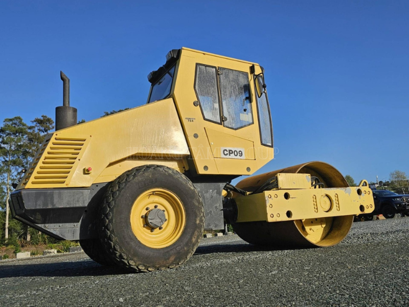 XE LU BOMAG BW177D-3 - ĐỜI 2003 - NHẬP KHẨU NEW ZEALAND