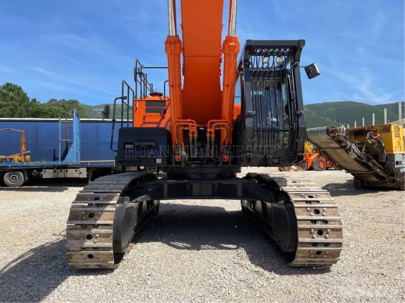 Máy Xúc Đào Bánh Xích Hitachi ZX670 LCH-5B - Đời 2015 - Nhập Khẩu Đức