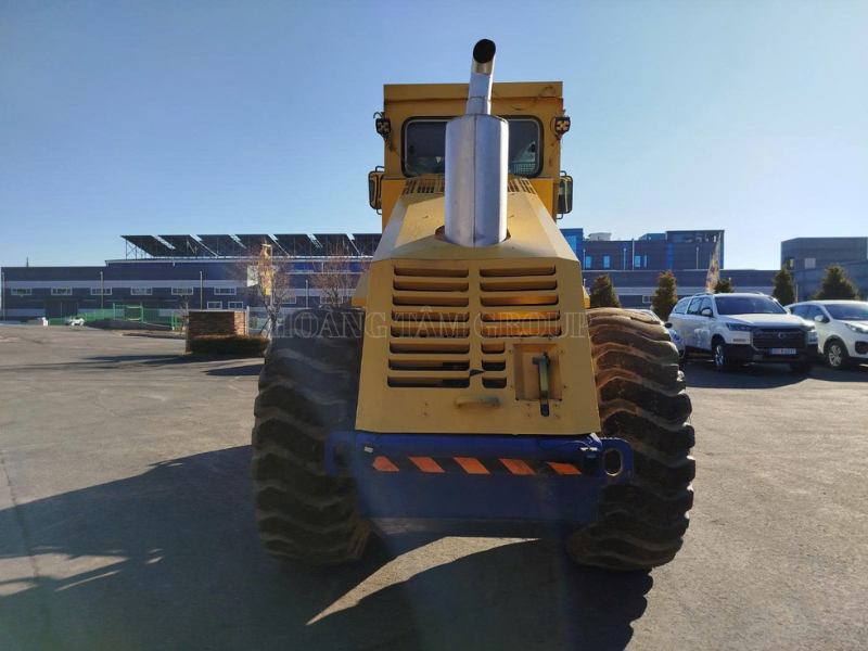 XE LU BOMAG BW211D-3 - ĐỜI 2001 - NHẬP KHẨU HÀN QUỐC