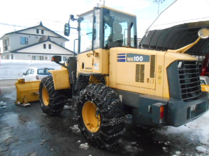 XE XÚC LẬT BÁNH LỐP KOMATSU WA100-5 - ĐỜI 2010 - NHẬP KHẨU NHẬT BẢN