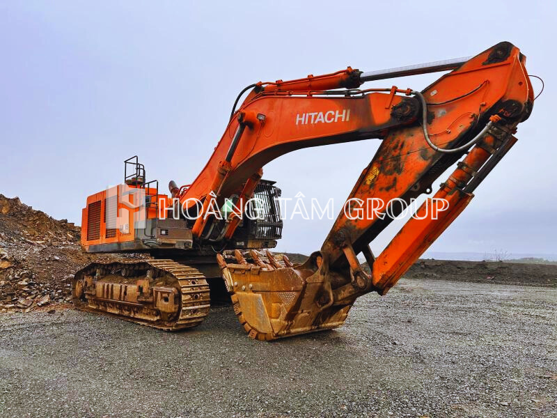 MÁY XÚC BÁNH XÍCH HITACHI ZX870LCR-5B – ĐỜI 2014 – NHẬP KHẨU CHÂU ÂU
