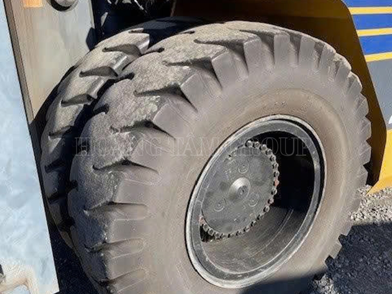 XE NÂNG HÀNG KOMATSU FD250-7 - ĐỜI 2013 - NHẬP KHẨU NHẬT BẢN