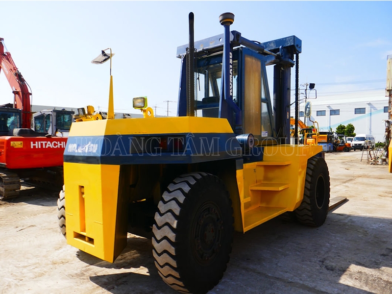 XE NÂNG HÀNG KOMATSU FD200Z-5 - ĐỜI 1999 - NHẬP KHẨU NHẬT BẢN