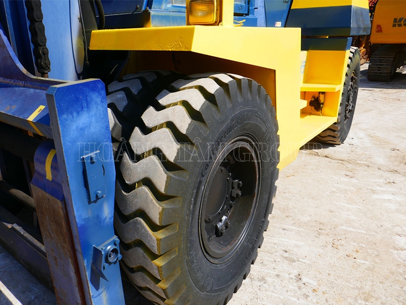 XE NÂNG HÀNG KOMATSU FD200Z-5 - ĐỜI 1999 - NHẬP KHẨU NHẬT BẢN