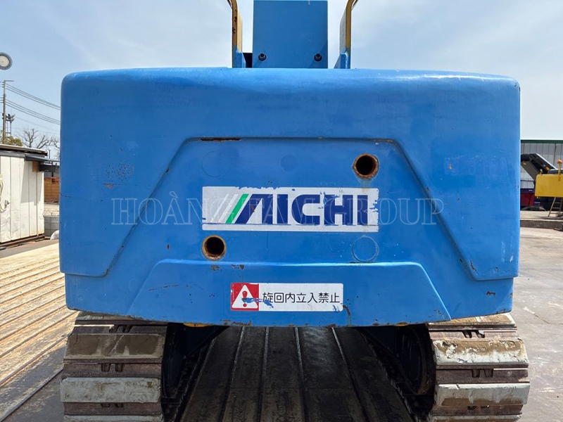Xe Nâng Người Boom Lift AICHI SR18A-695929 - Chiều Cao Làm Việc 18m - Đời 2006