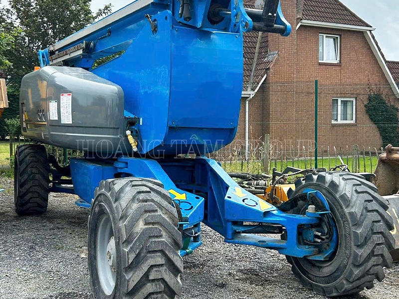 Xe Nâng Người Boom Lift GENIE Z-135/70 - Chiều Cao Làm Việc 43m - Đời 2007