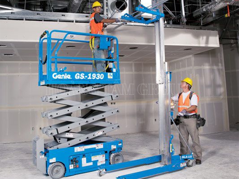 Xe Nâng Người Cắt Kéo GENIE GS-1930 - Chiều Cao Làm Việc 8m - Đời 2008