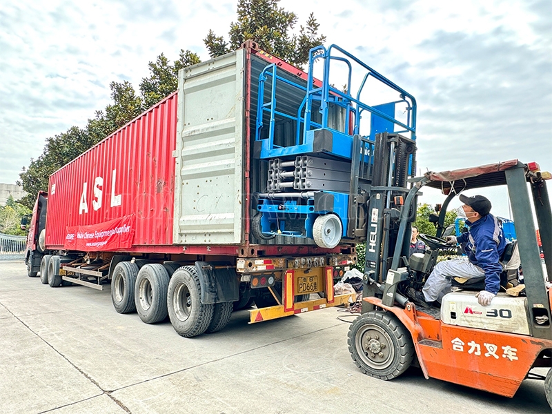 Cho thuê xe nâng người cắt kéo GS-2646 - Chiều cao làm việc 10m