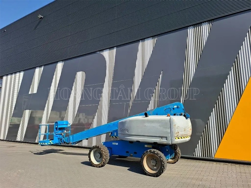 Xe Nâng Người Boom Lift Genie S-60 - Chiều Cao Làm Việc 20m - Đời 2008