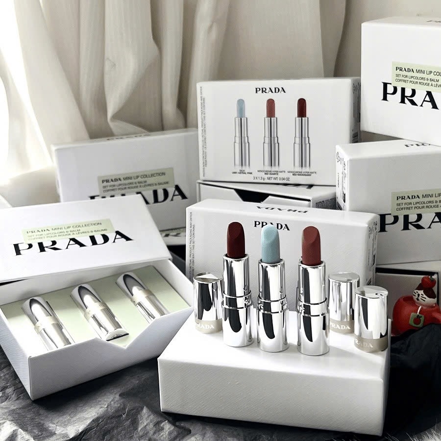 PRADA MINI LIP COLLECTION 3本セット PRADA BEAUTY 限定ミニリップ3本