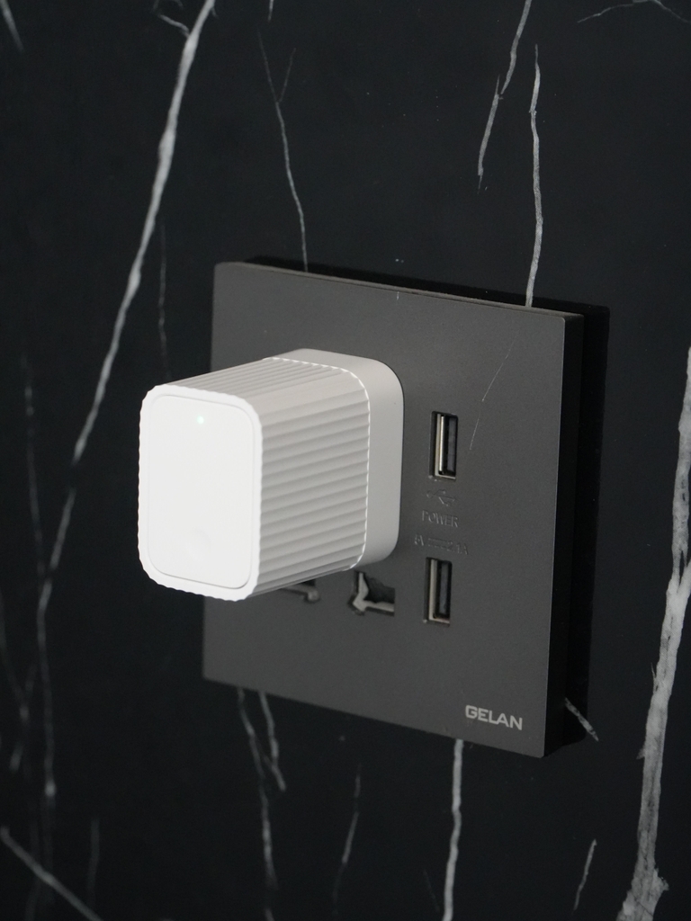 Cổng Kích Hoạt Cảnh Báo Từ Xa Cho Két Sắt Nhập Khẩu Xiaomi CRMCR - QingPing Smart Gateway CRMCR