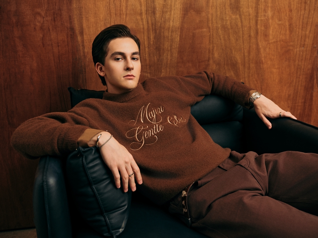 Majou Gentle Club Sweater