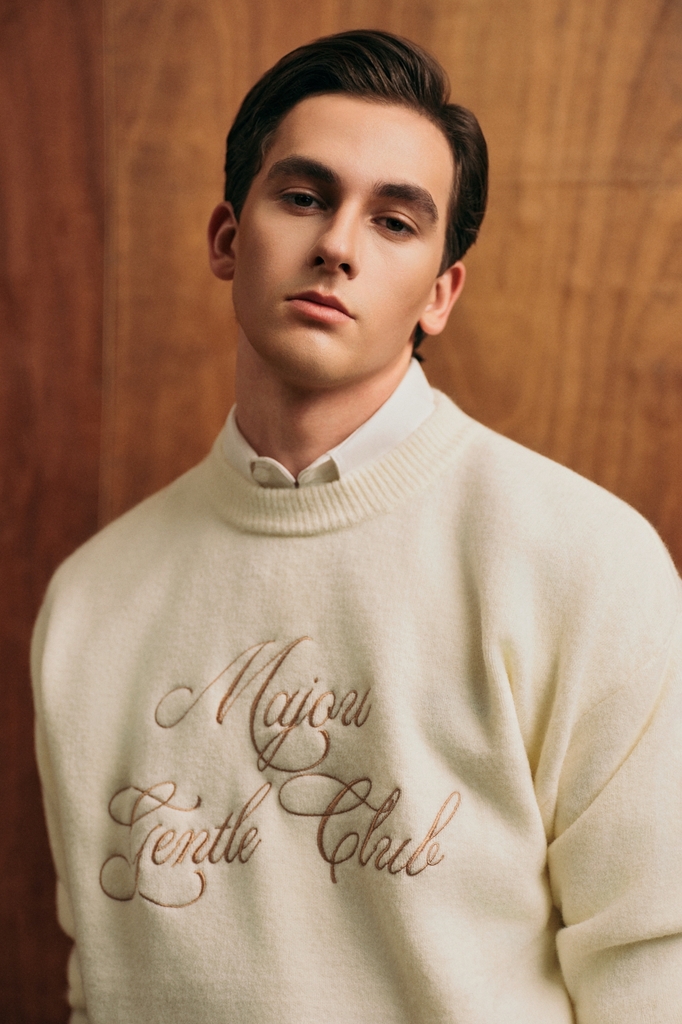 Majou Gentle Club Sweater