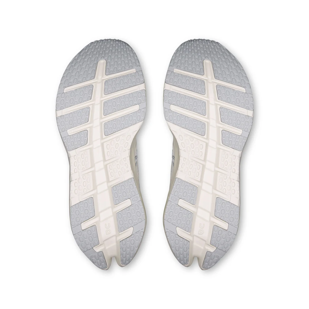 Giày Chạy Bộ Nữ On Running Cloudrunner 3 White | Ivory