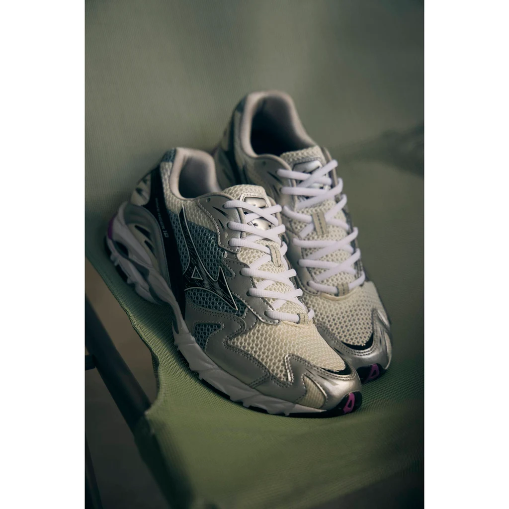 Giày Sneaker Unisex Mizuno Wave Rider 10 Sport Snow White/Black/Slate