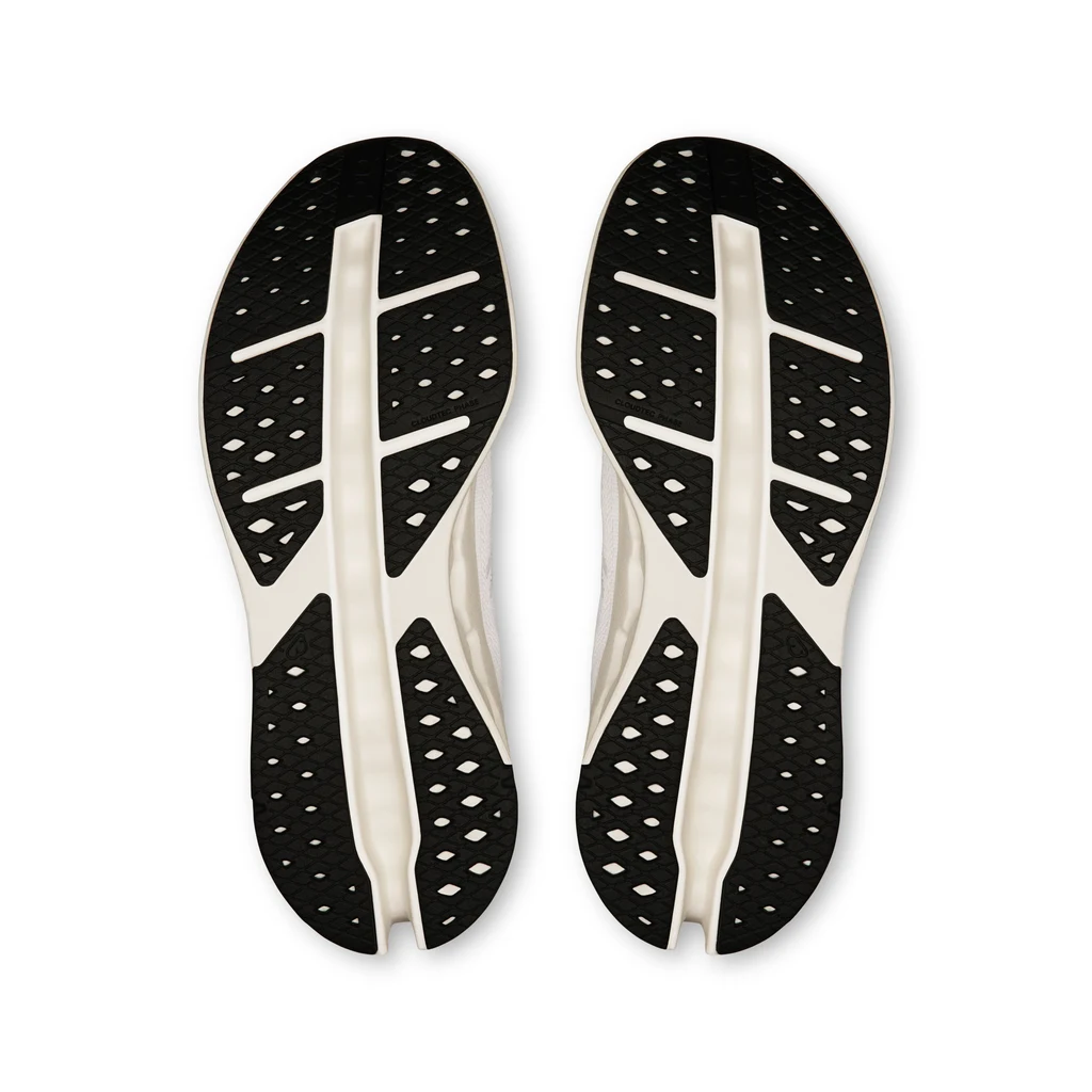 Giày Chạy Bộ Nam On Running Cloudsurfer Max White | White