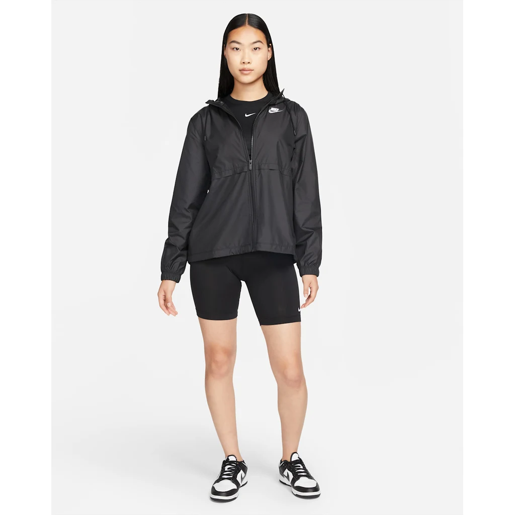 Áo Khoác Thể Thao Nữ Nike Sportswear Essential Repel - Đen
