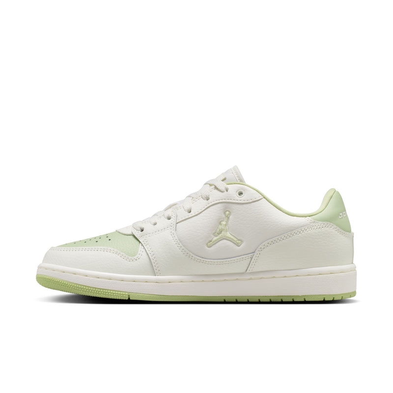 Giày Thời Trang Nữ Nike Wmns Jordan Court Connect Low