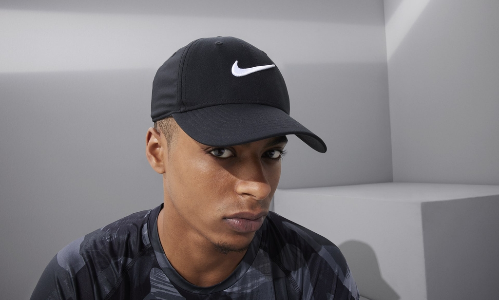 Nón Thể Thao Unisex Nike Dri-FIT Club Structured Swoosh Cap
