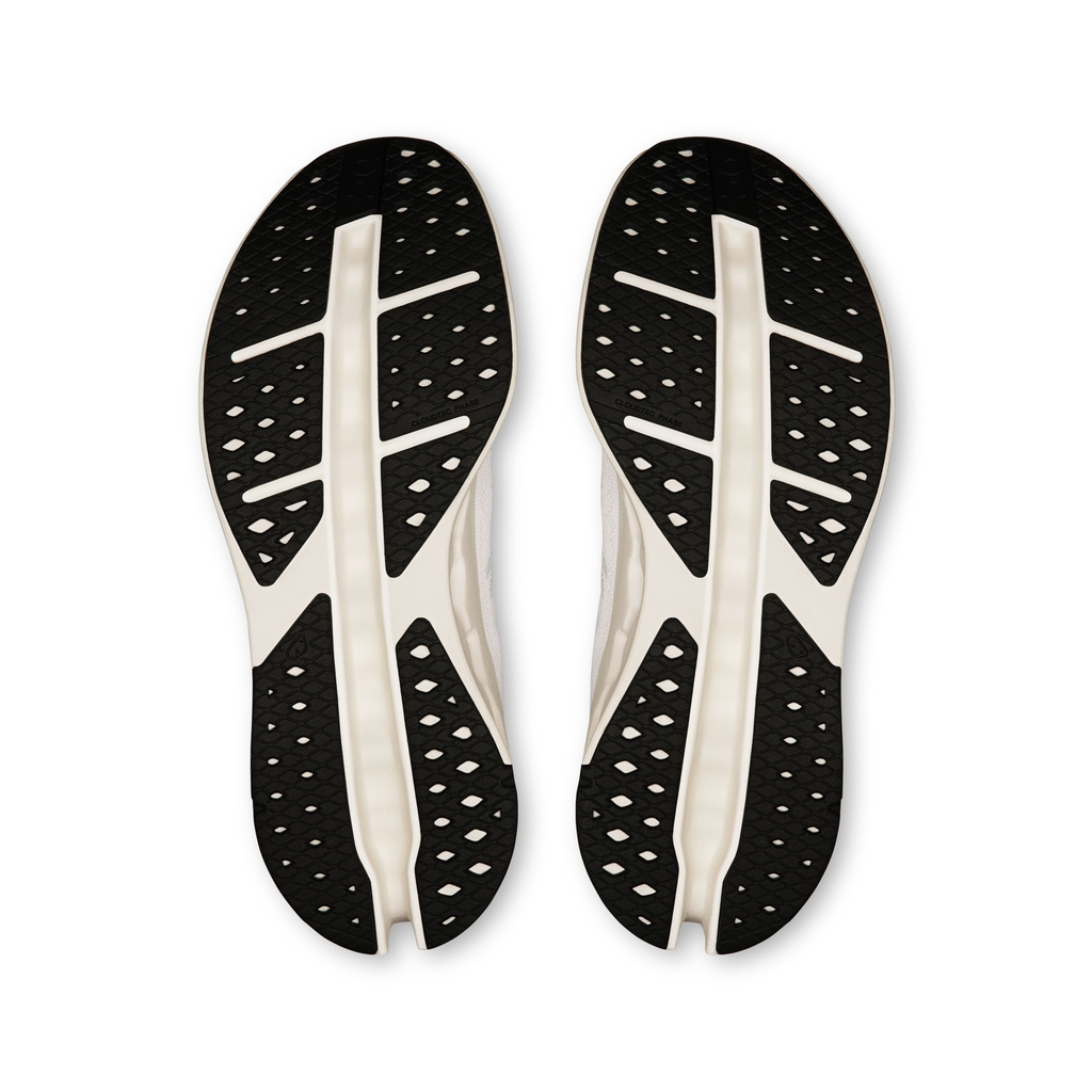 Giày Chạy Bộ Nam On Running Cloudsurfer Max White | White