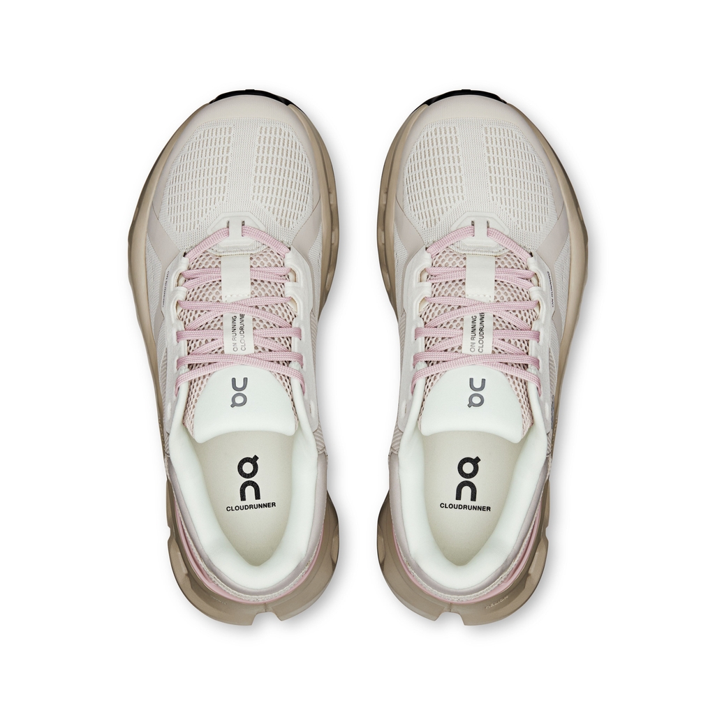 Giày Chạy Bộ Nữ On Running Cloudrunner 2 Beige