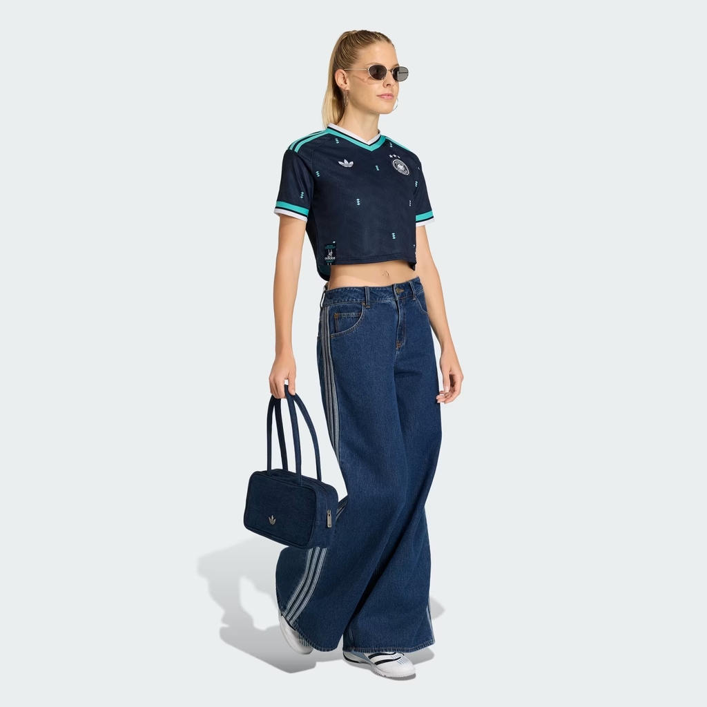 Áo crop top bóng đá adidas Sân khách Đức 26 Nữ - KE8080