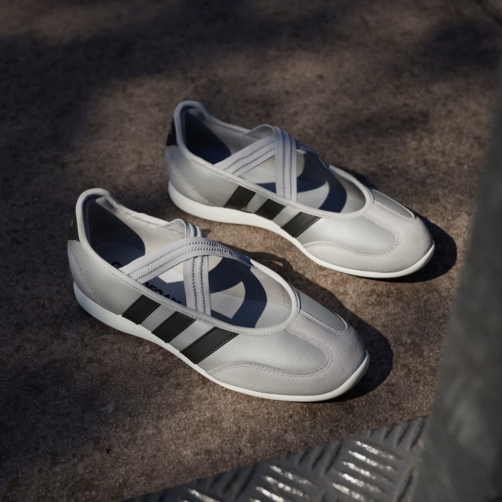 Giày thời trang adidas Barreda Mary Jane Nữ - HP3520