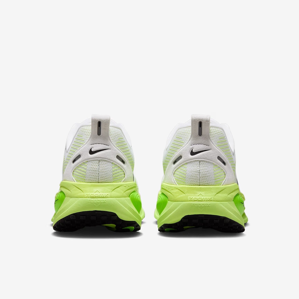 Giày chạy bộ Nike VOMERO 18 Nam HM6803-100