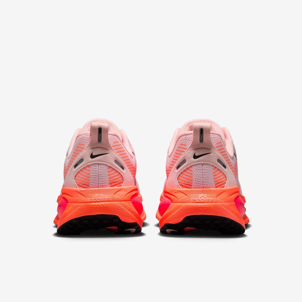 Giày chạy bộ Nike VOMERO 18 Nữ HM6804-600