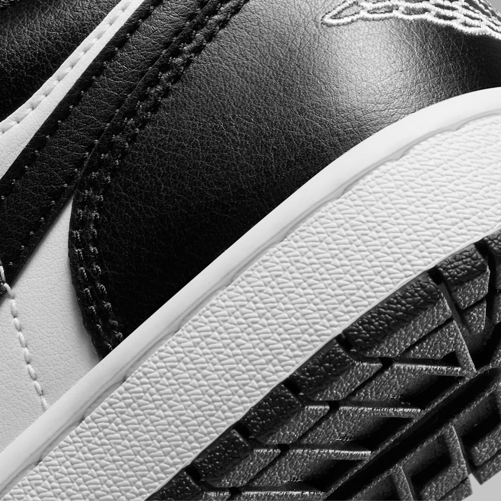 Giày bóng rổ Air Jordan 1 Low Nike Nữ DC0774-101