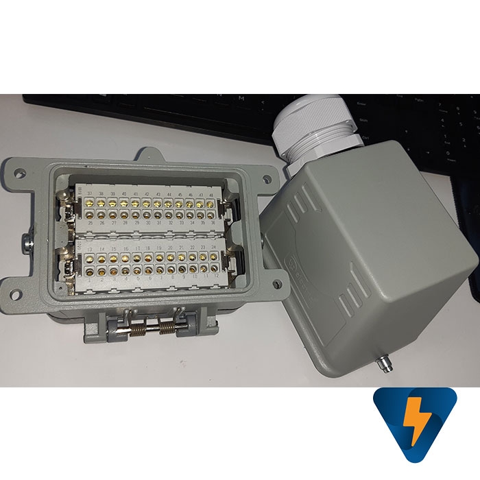 Bộ giắc cắm 48 chân 16A có nắp đậy
