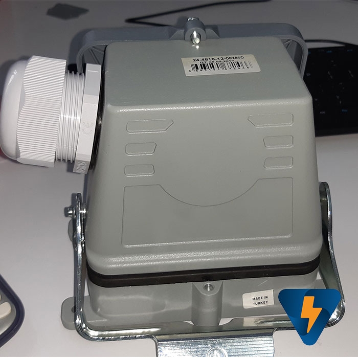 Bộ giắc cắm 48 chân 16A có nắp đậy