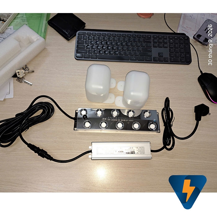 Bộ phun sương tạo độ ẩm siêu âm 10 mắt + nguồn + phao + dây dài 5 mét