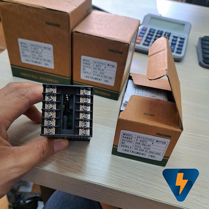 RKC CH102FK07-MV*AN Đồng hồ đo nhiệt độ CH102 1300 độ