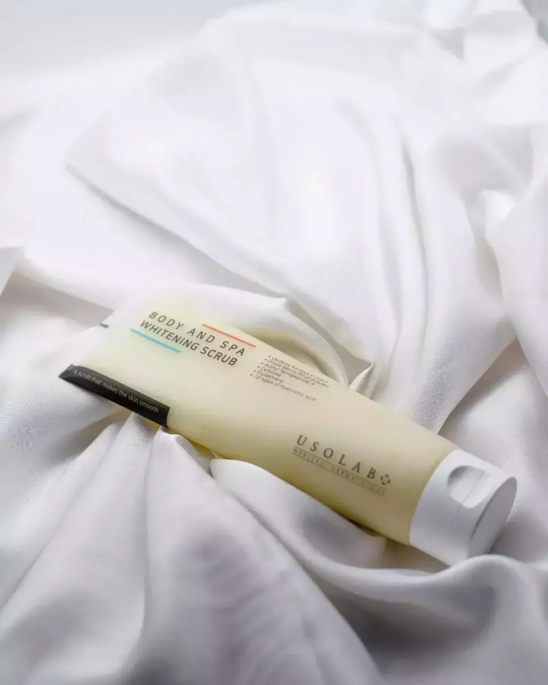 Tẩy tế bào chết body USOLAB BODY AND SPA WHITENING SCRUB 200ML