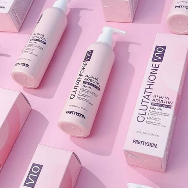 Kem dưỡng truyền trắng và chống nắng body (PRETTYSKIN GLUTATHIONE V10 ALPHA ARBUTIN BODY LOTION), dung tích: 250ml, dạng chai, hiệuPRETTYSKIN
