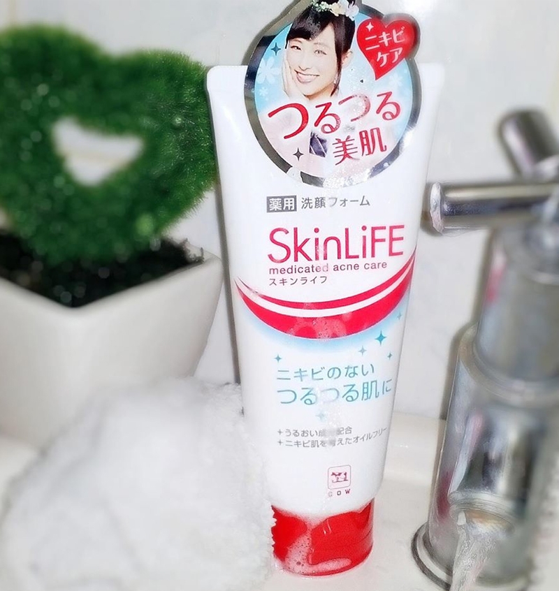 Sữa rửa mặt bọt mịn dành cho da dầu mụn COW Skinlife 130g-4901525010245