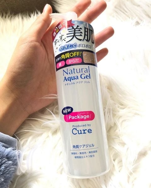 Gel tẩy da chết CURE Natural Aqua Gel 250g