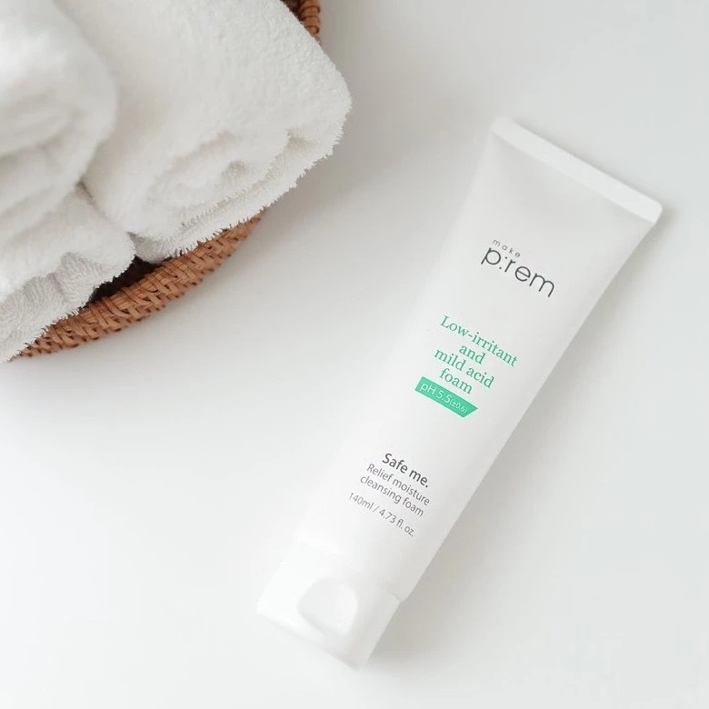 Sữa rửa mặt MAKE P:REM Safe me. Relief Moisture Cleansing Foam 100ml