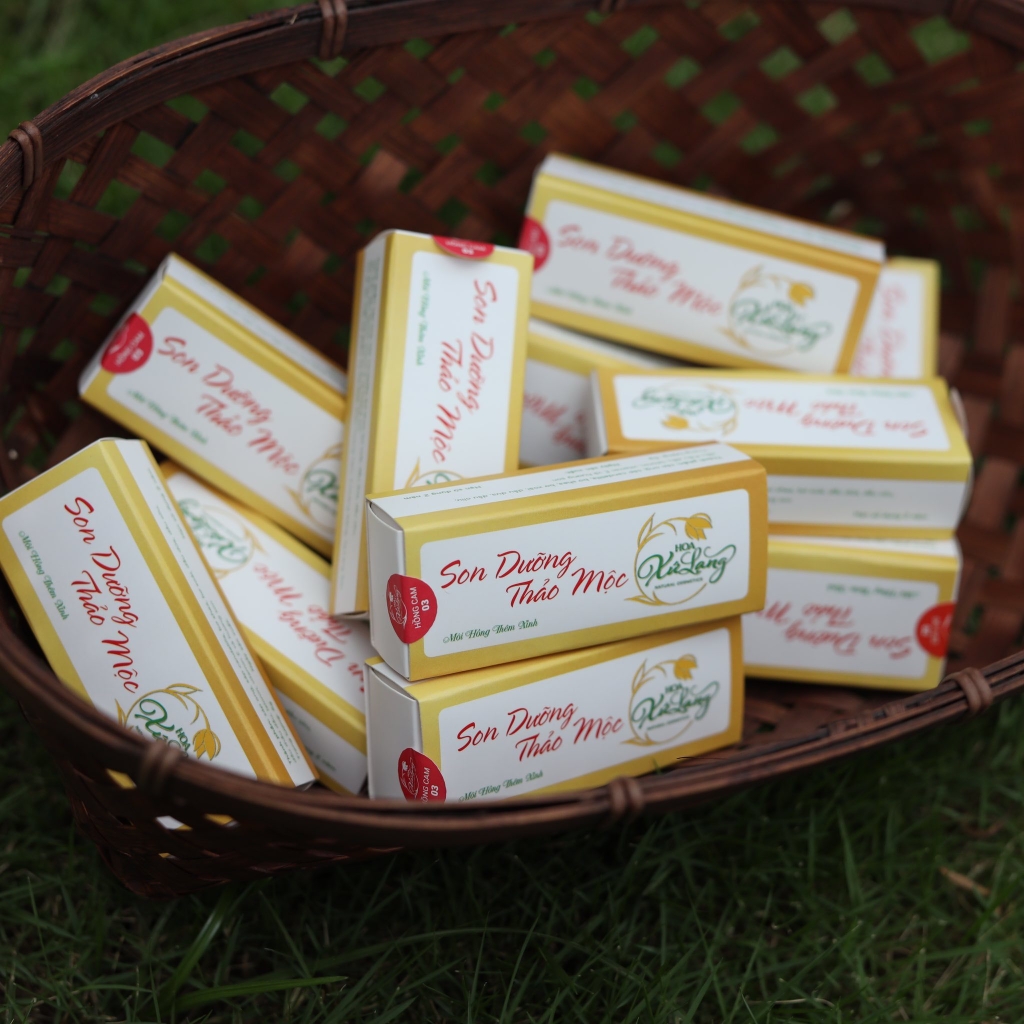 Son thảo mộc màu đỏ tươi không chì