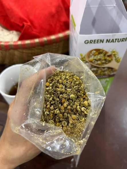 Trà hoa cúc La Mã hữu cơ 100g Green Nature