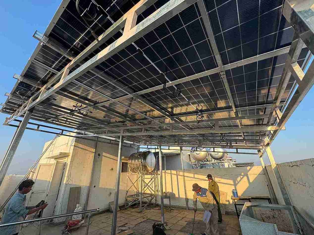 Ưu điểm khi lắp đặt hệ thống điện mặt trời 14kW cho hộ gia đình