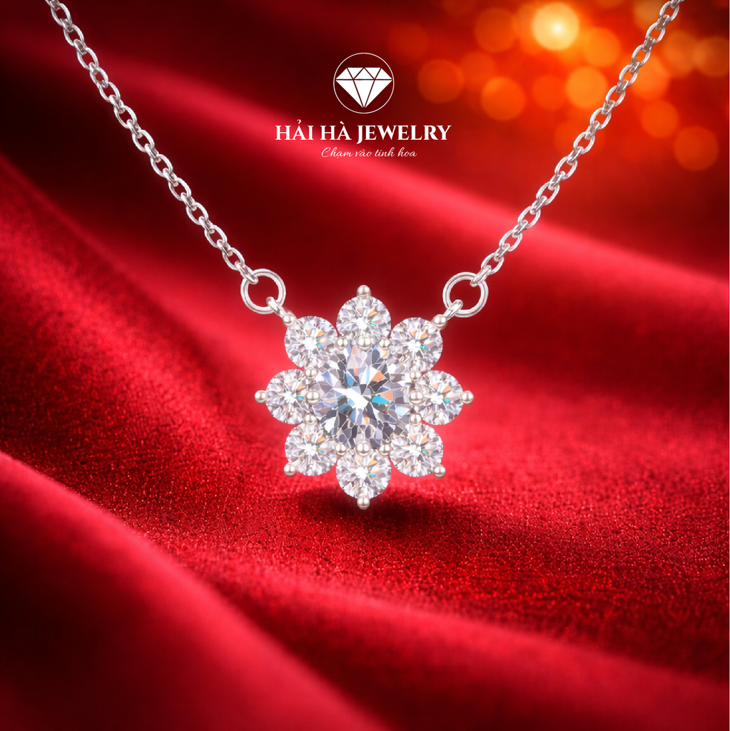 Dây chuyền bạc 925 moissanite dáng hoa – điểm sáng tinh tế, lấp lánh vừa đủ để khởi đầu Xuân an yên | Hải Hà Jewelry