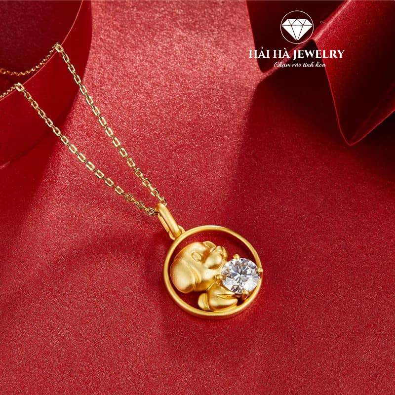 Dây chuyền con giáp tuổi Tuất bạc mạ vàng – Giữ một cảm giác an tâm rất thật | Hải Hà Jewelry