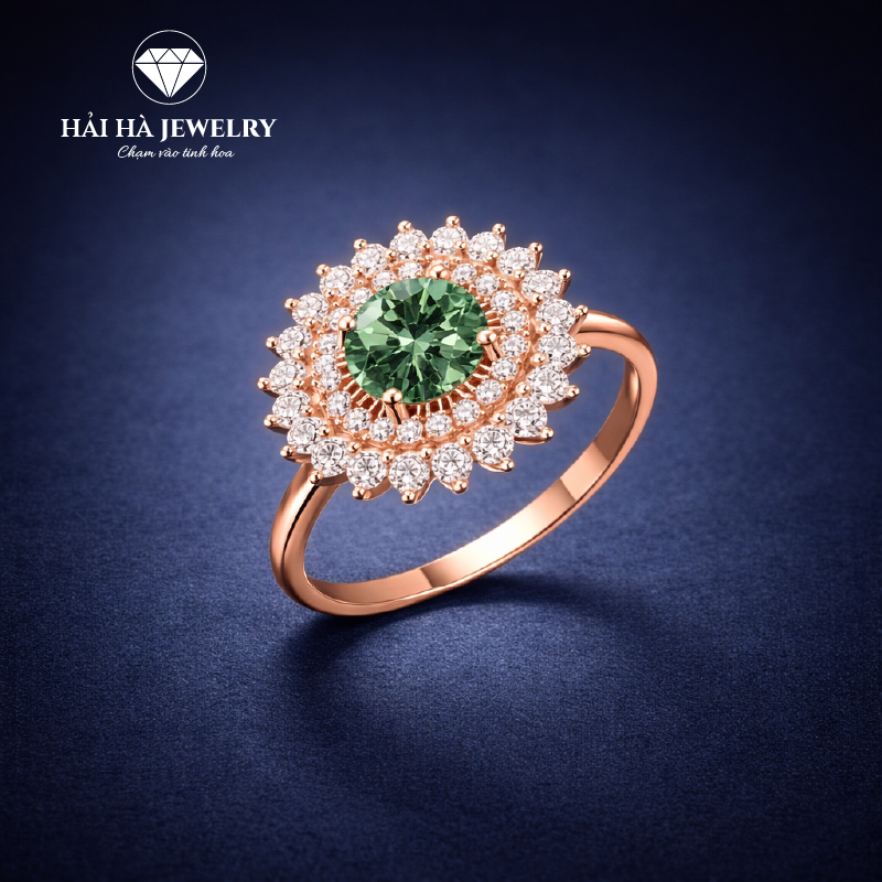 Nhẫn nữ halo moissanite dáng hoa – Ánh sáng dịu của một cảm xúc ở lại | Hải Hà Jewelry