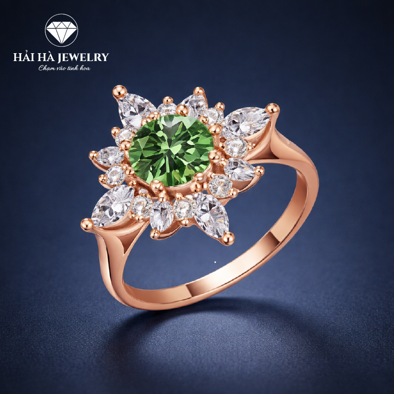 Nhẫn moissanite halo cánh hoa – Rạng rỡ từ điều được nâng niu | Hải Hà Jewelry