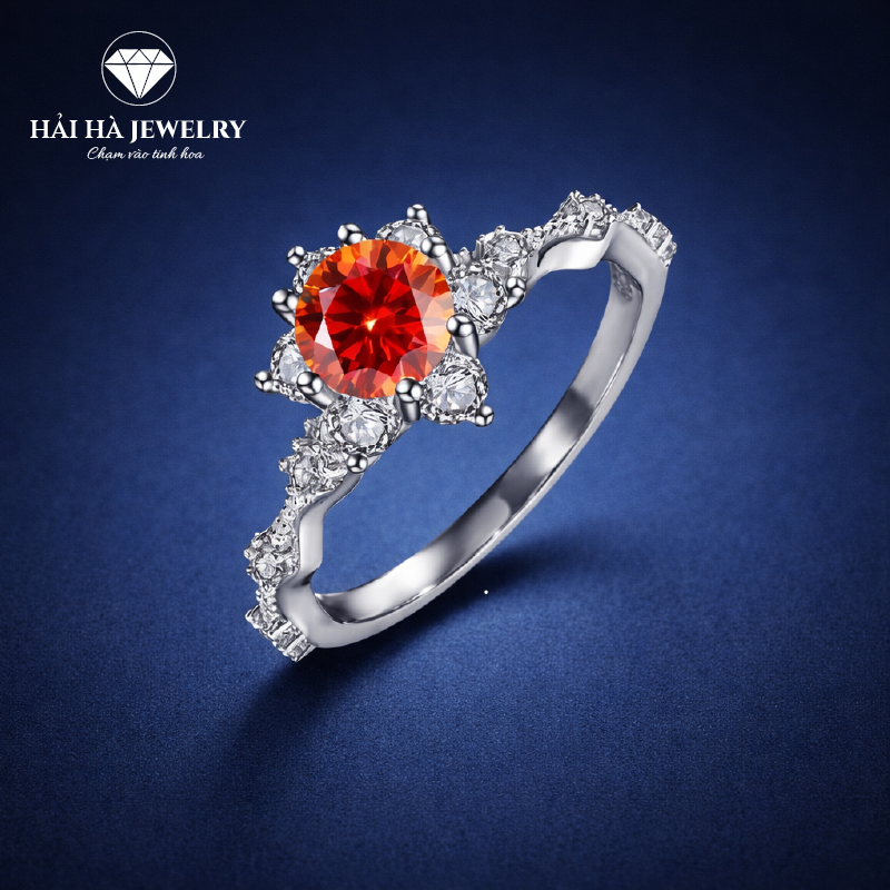 Nhẫn nữ hoa tỏa sáng – Một khoảnh khắc dịu dàng ở lại trên bàn tay | Hải Hà Jewelry